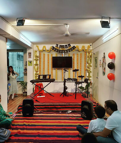 Muziclub, Wakad (West)