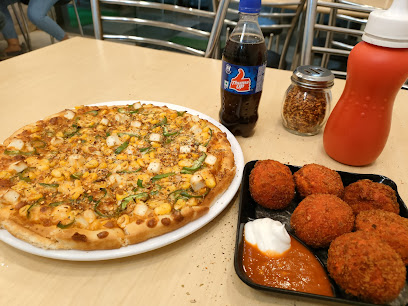 World Of Cheese Pizza